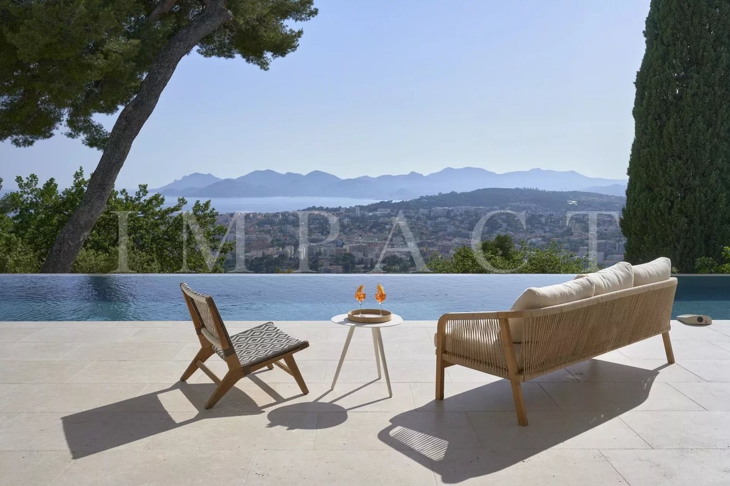 Maison à louer, 450m², Le Cannet