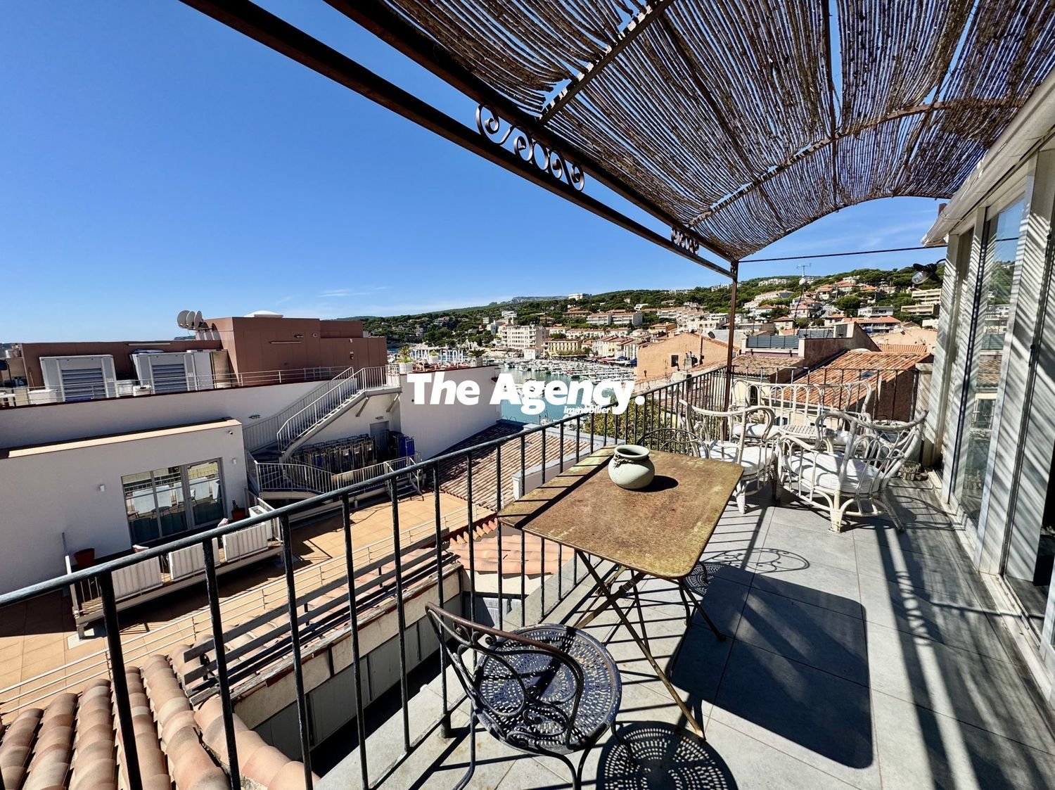 Appartement à louer, 48m², Cassis