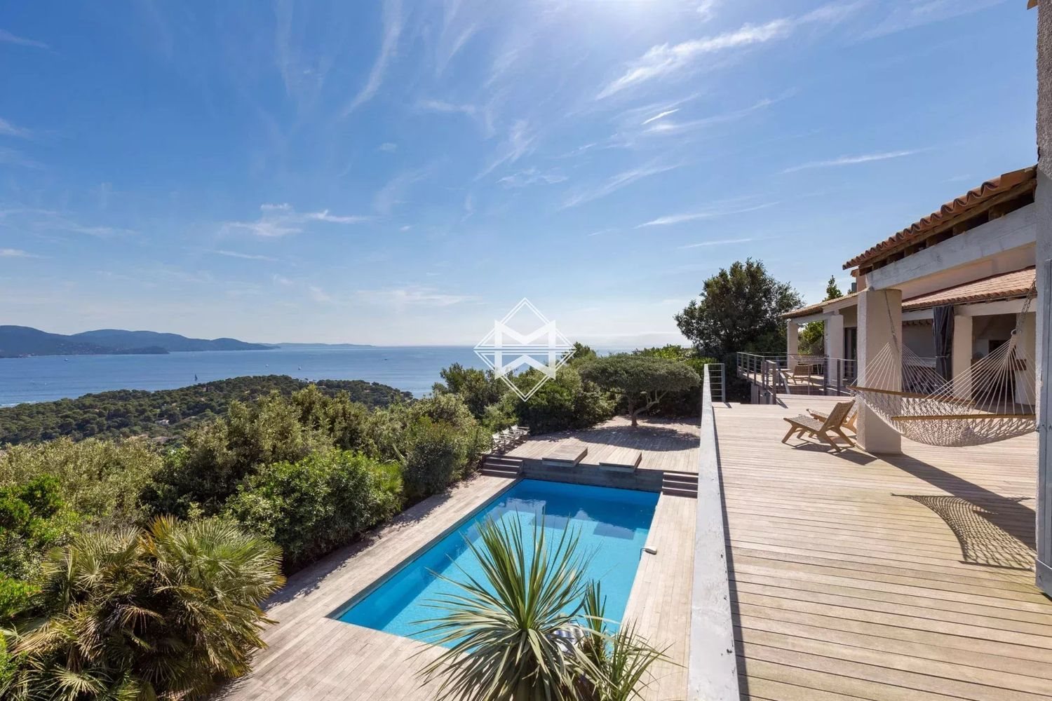Maison à louer, 245m², Bormes-les-Mimosas
