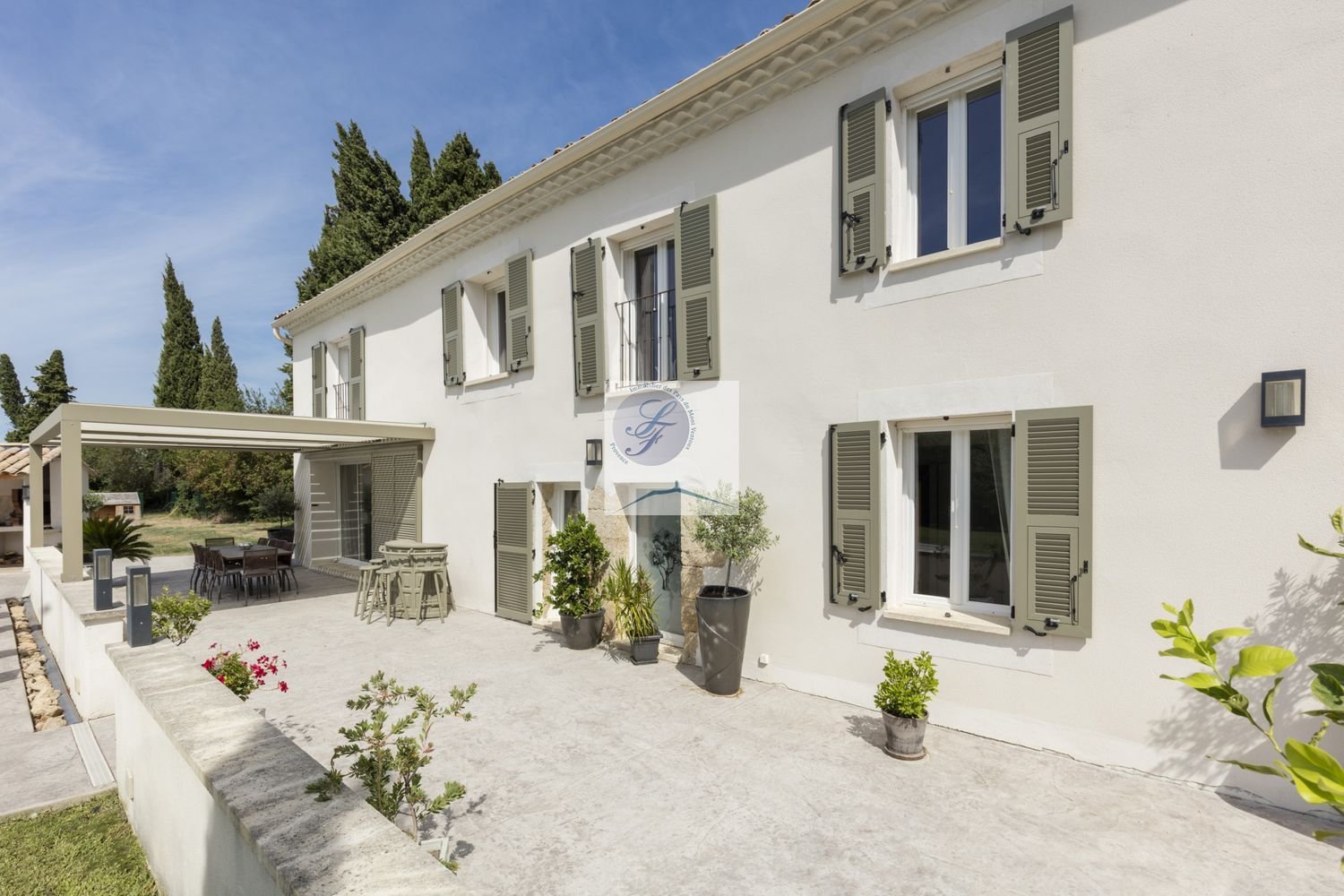 Maison à vendre, 250m², Camaret-sur-Aigues