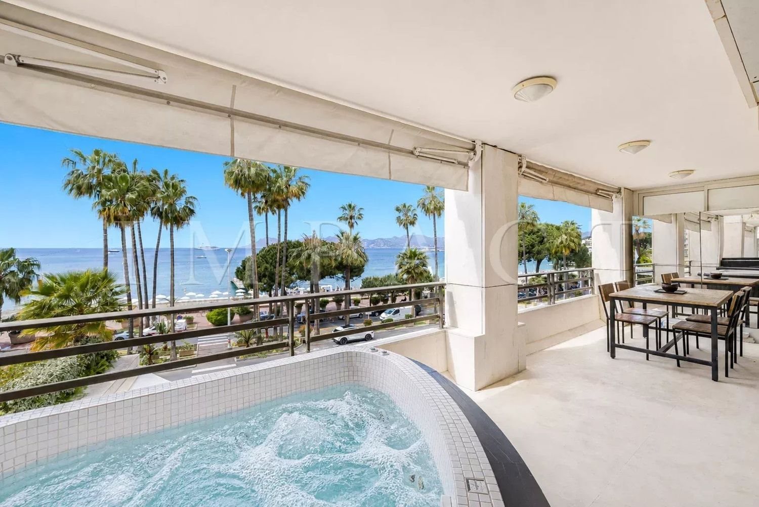 Appartement à louer, 100m², Cannes