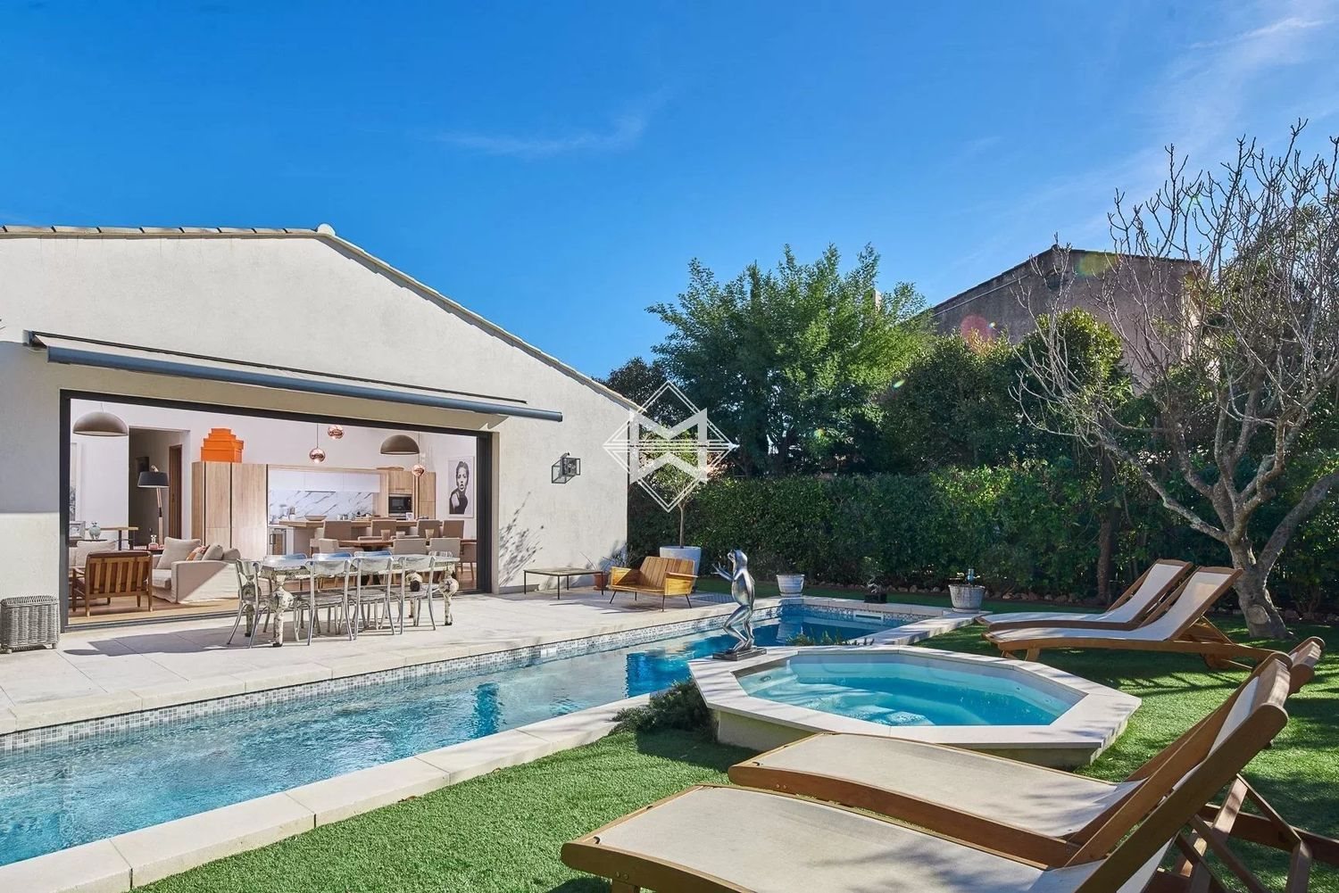 Maison à louer, 200m², Saint-Tropez