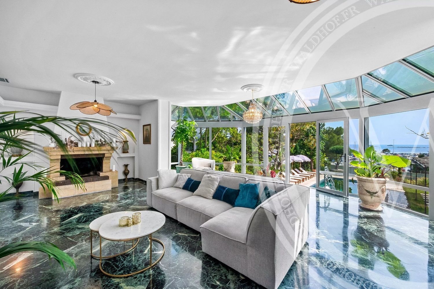 Maison à louer, 300m², Antibes