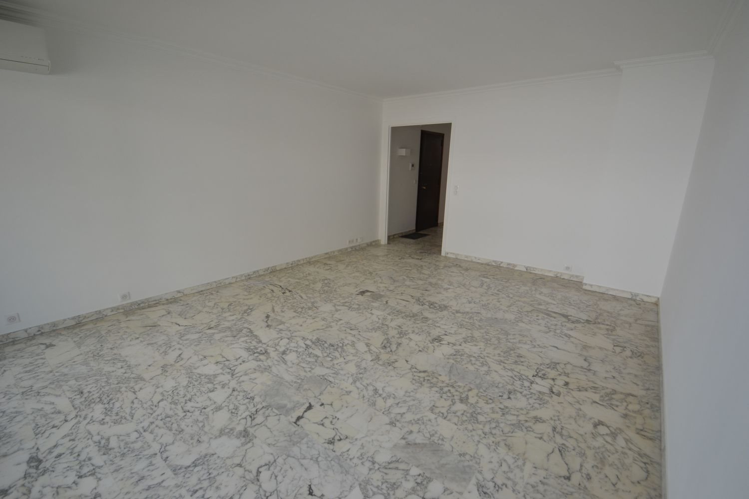 Appartement à louer, 60m², Antibes
