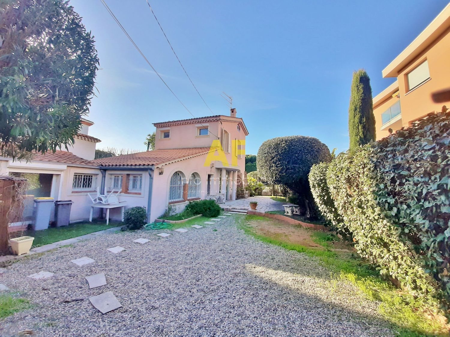 Maison à vendre, 107m², Saint-Raphaël
