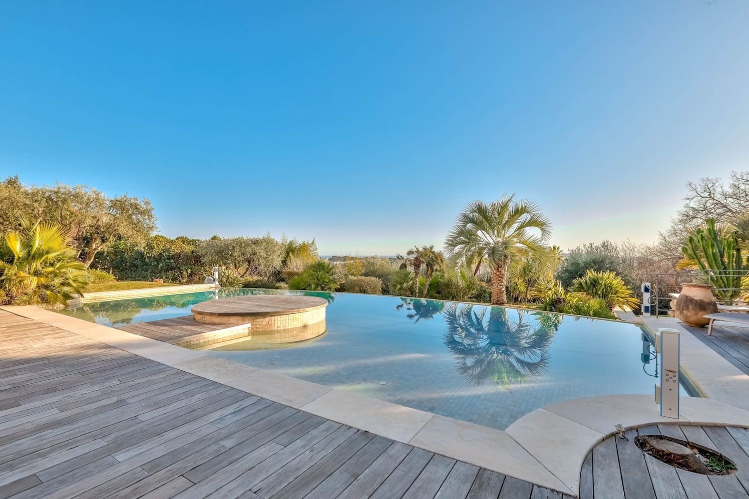 Maison à louer, 503m², Mougins