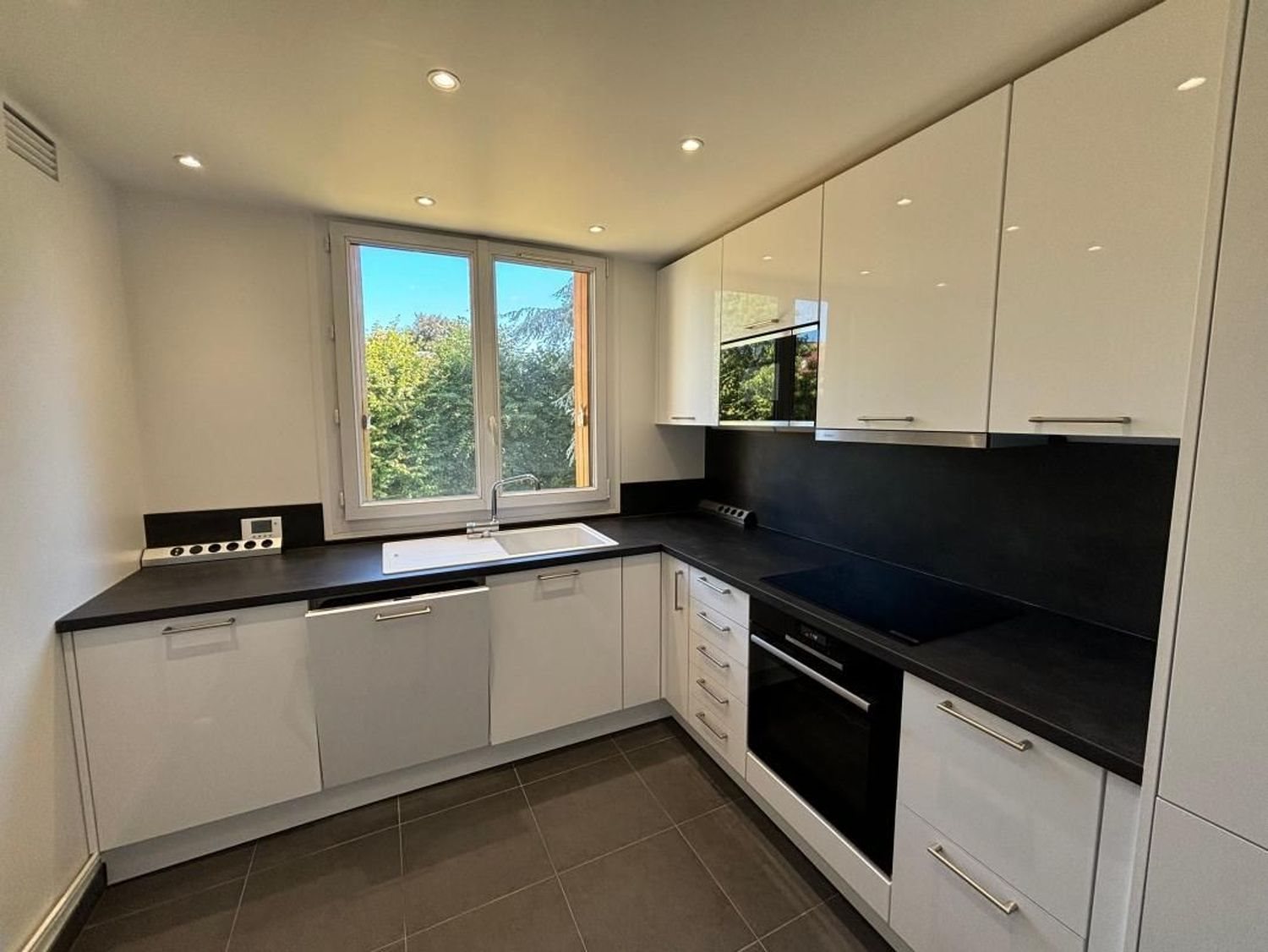 Appartement à louer, 84m², Sceaux