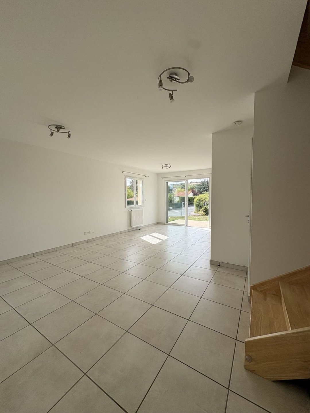 Maison à louer, 89m², Civrieux-d'Azergues
