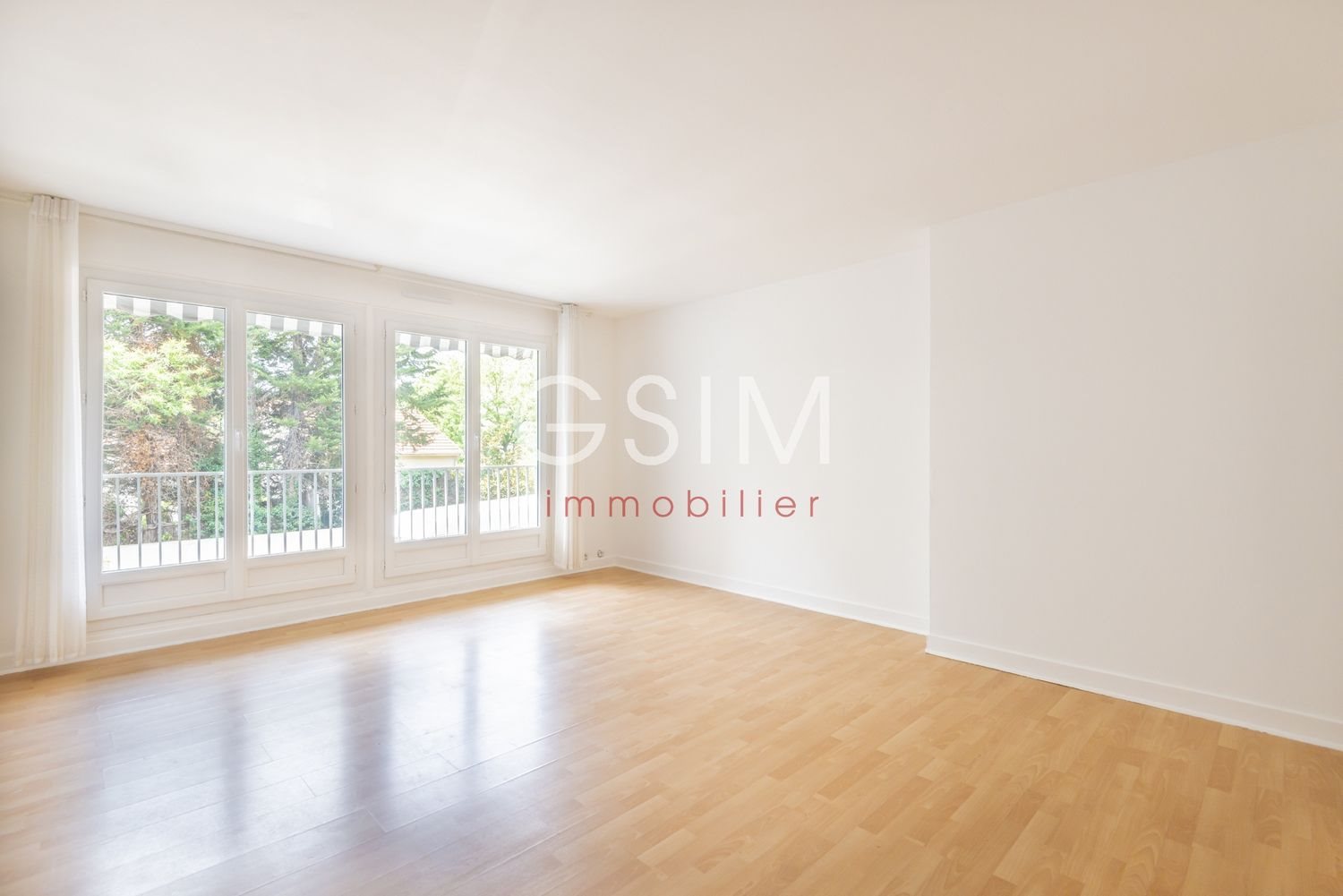Appartement à louer, 103m², Garches