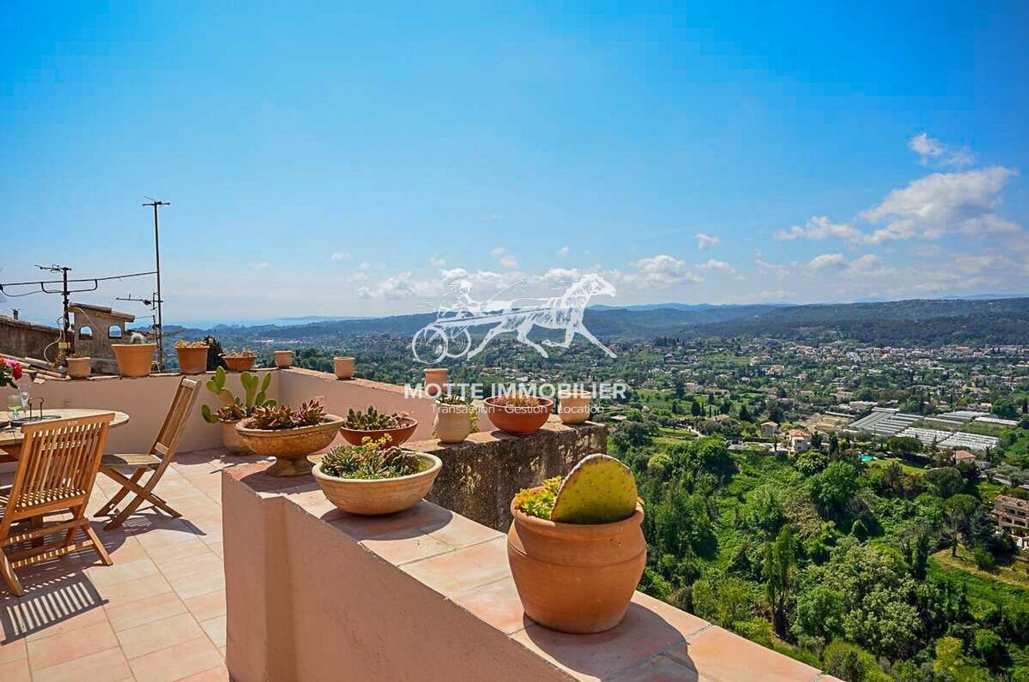 Maison à louer, 180m², Saint-Paul-de-Vence