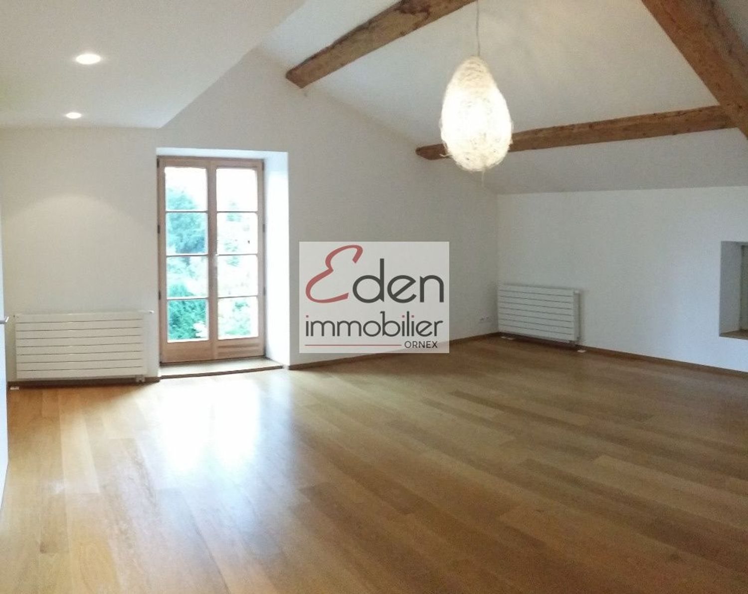 Appartement à louer, 95m², Ségny