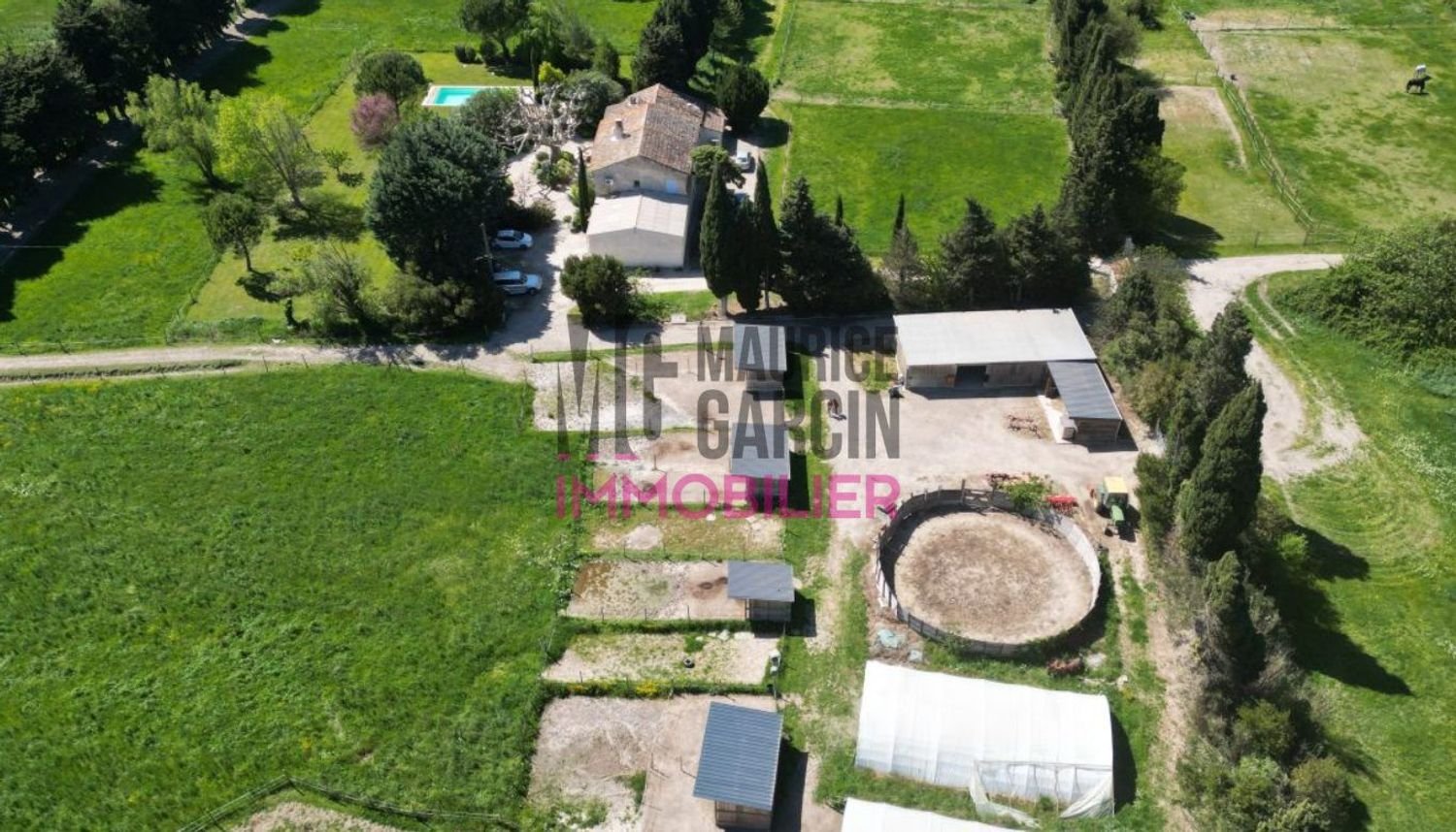 Maison à vendre, 243m², Châteaurenard