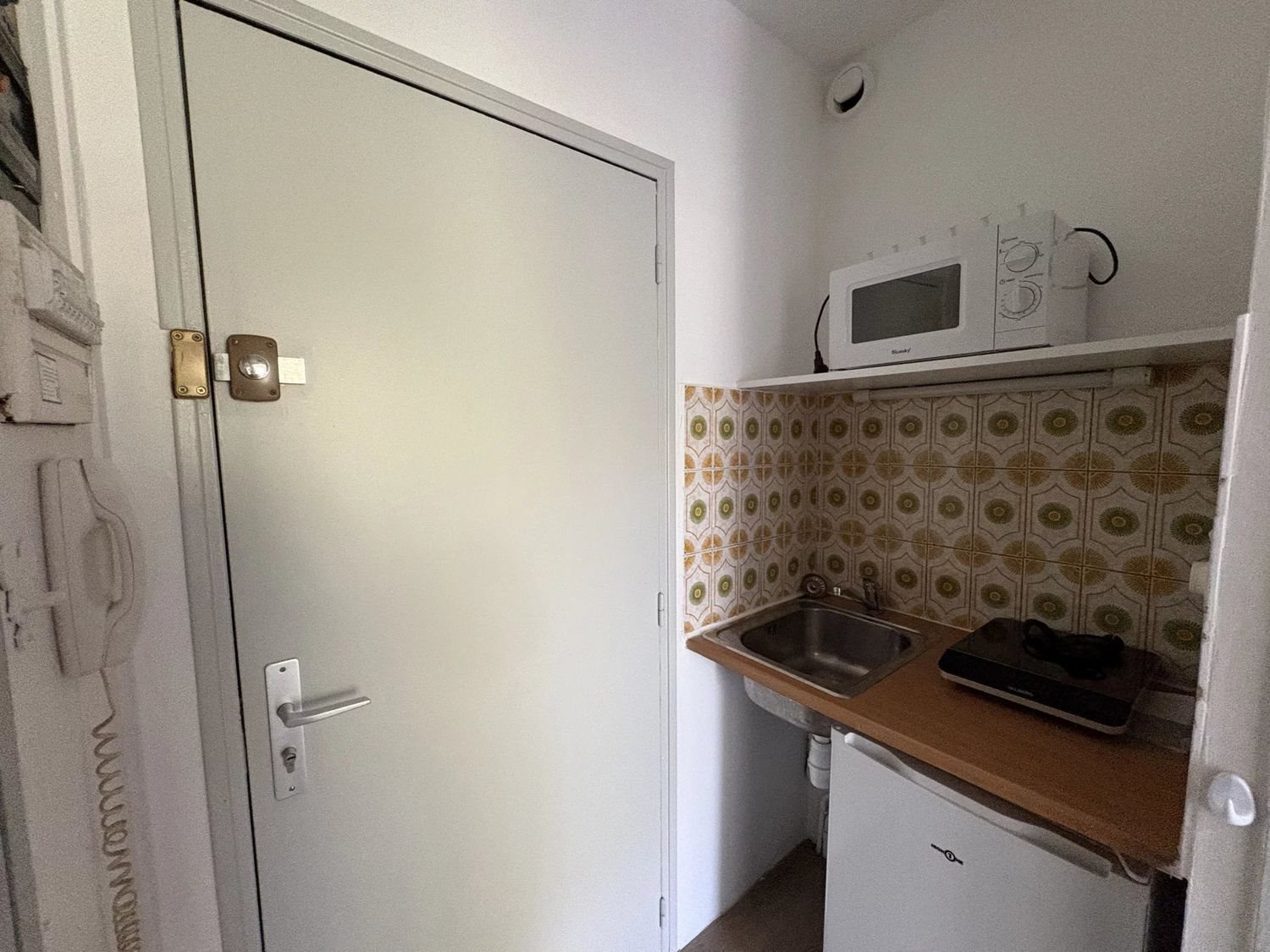 Appartement à louer, 19m², Nîmes