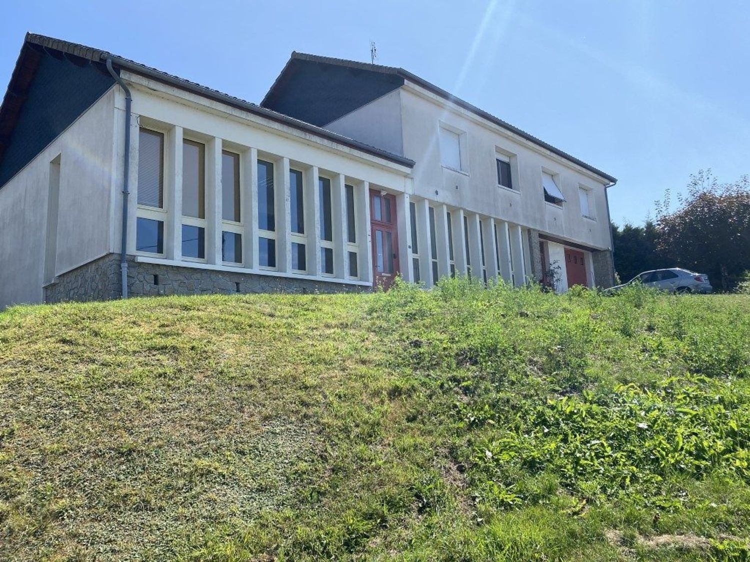 Maison à vendre, 102m², Châteauneuf-la-Forêt
