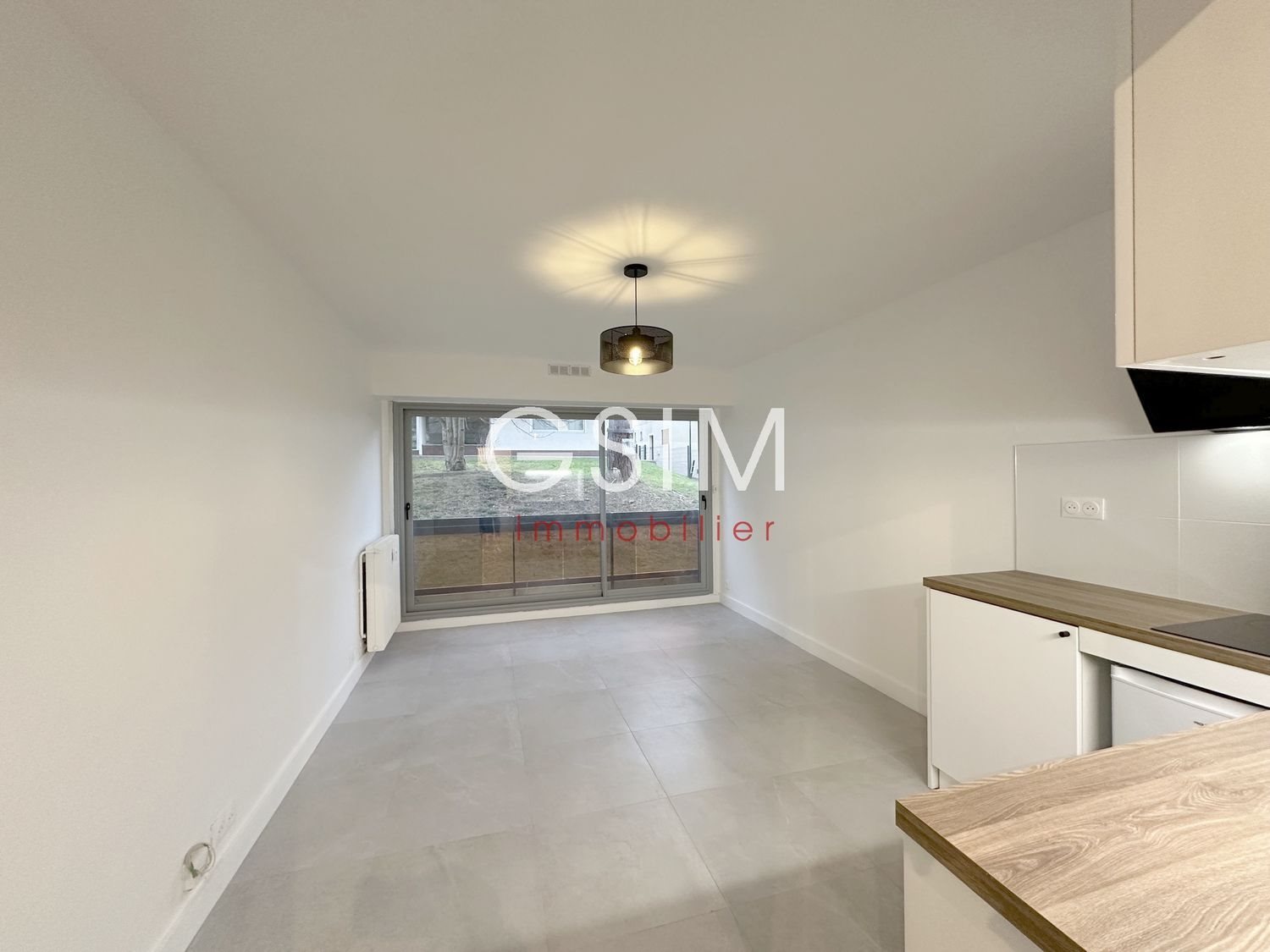 Appartement à louer, 24m², Garches