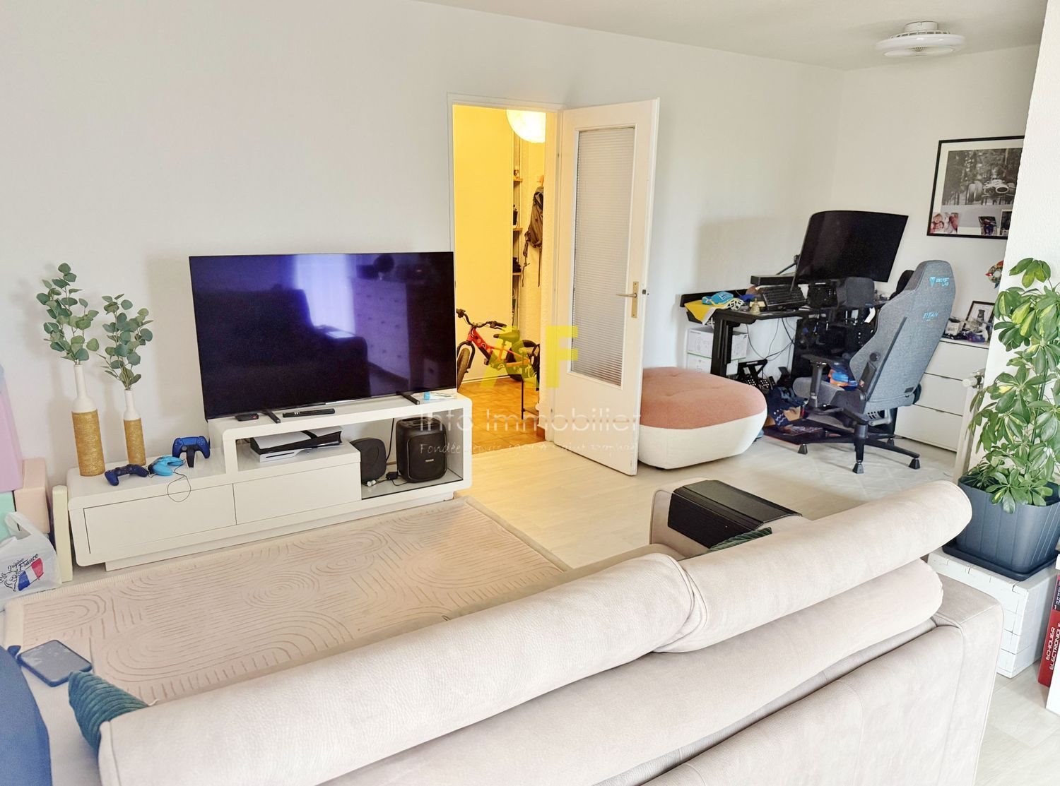 Appartement à vendre, 66m², Fréjus
