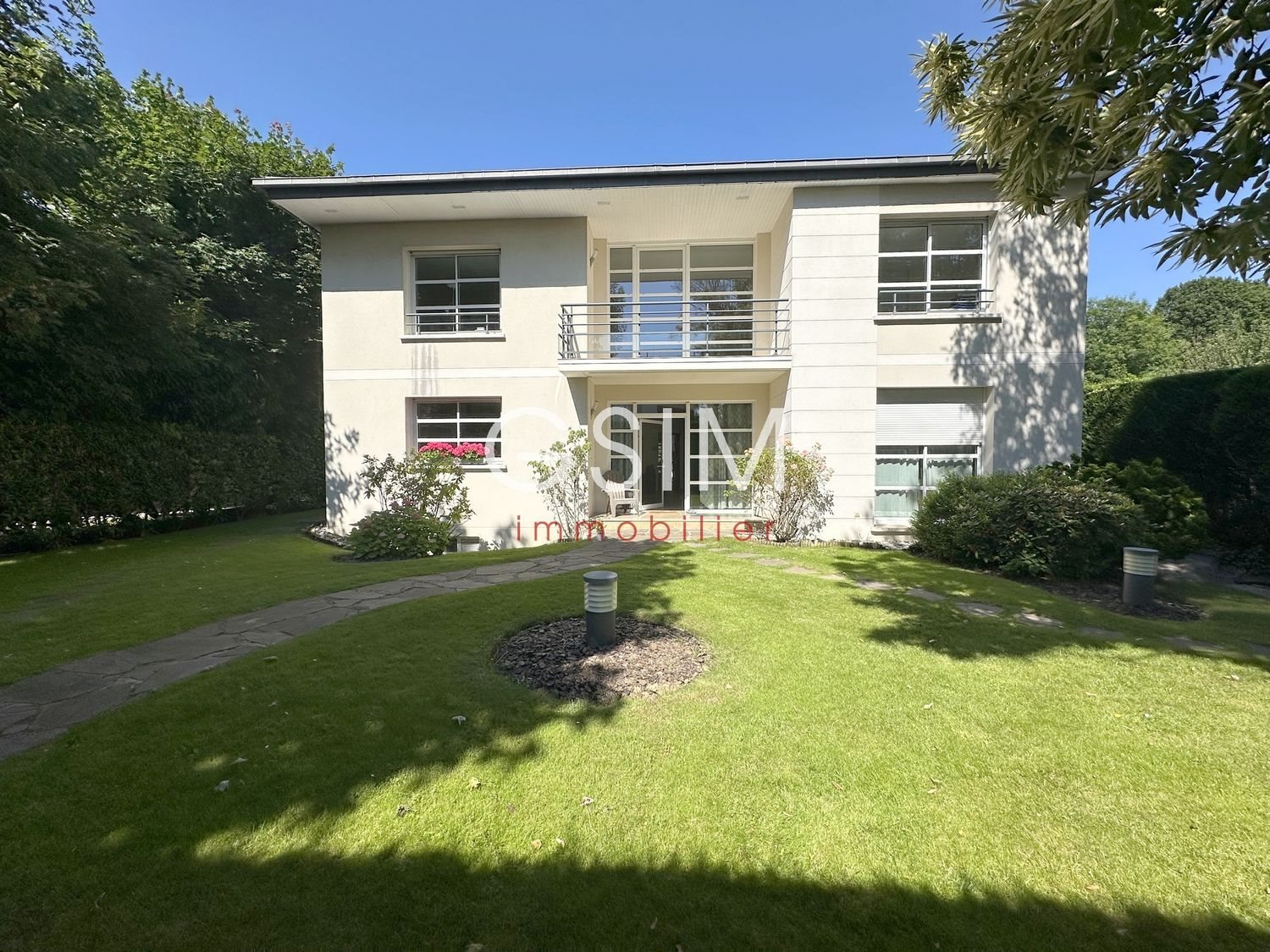 Maison à louer, 300m², La Celle-Saint-Cloud