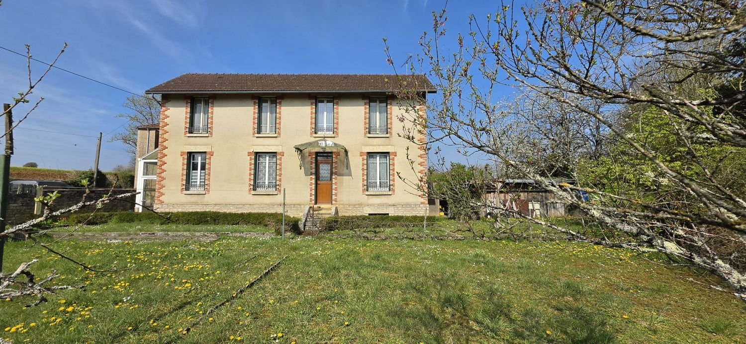 Maison à vendre, 107m², Clamecy