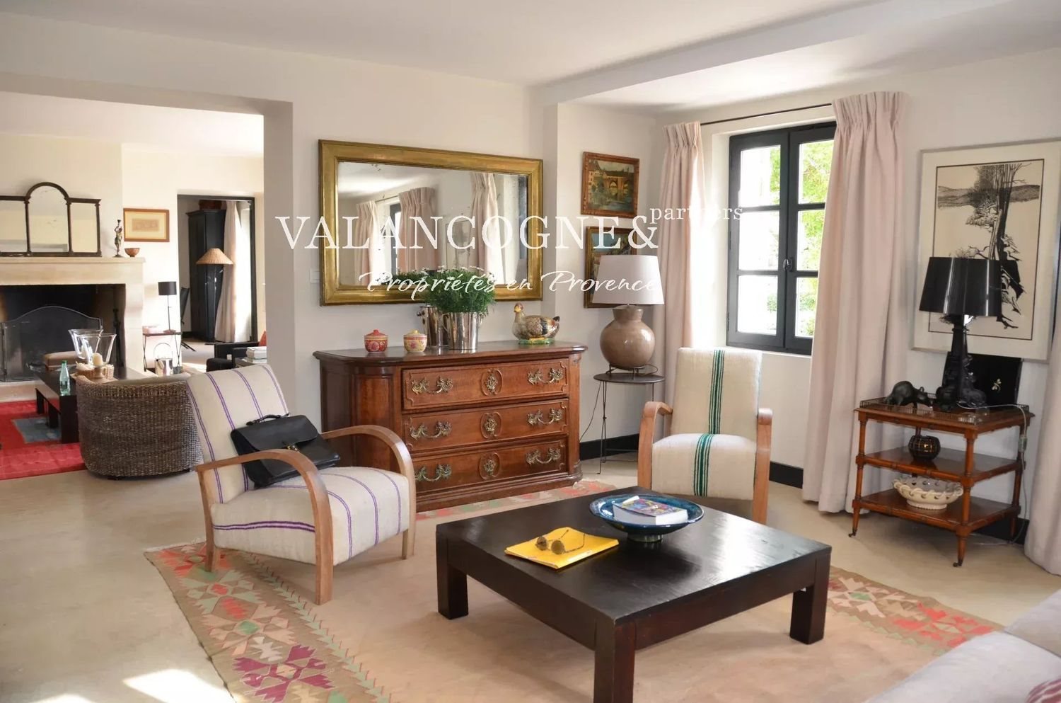 Maison à louer, 280m², Maillane