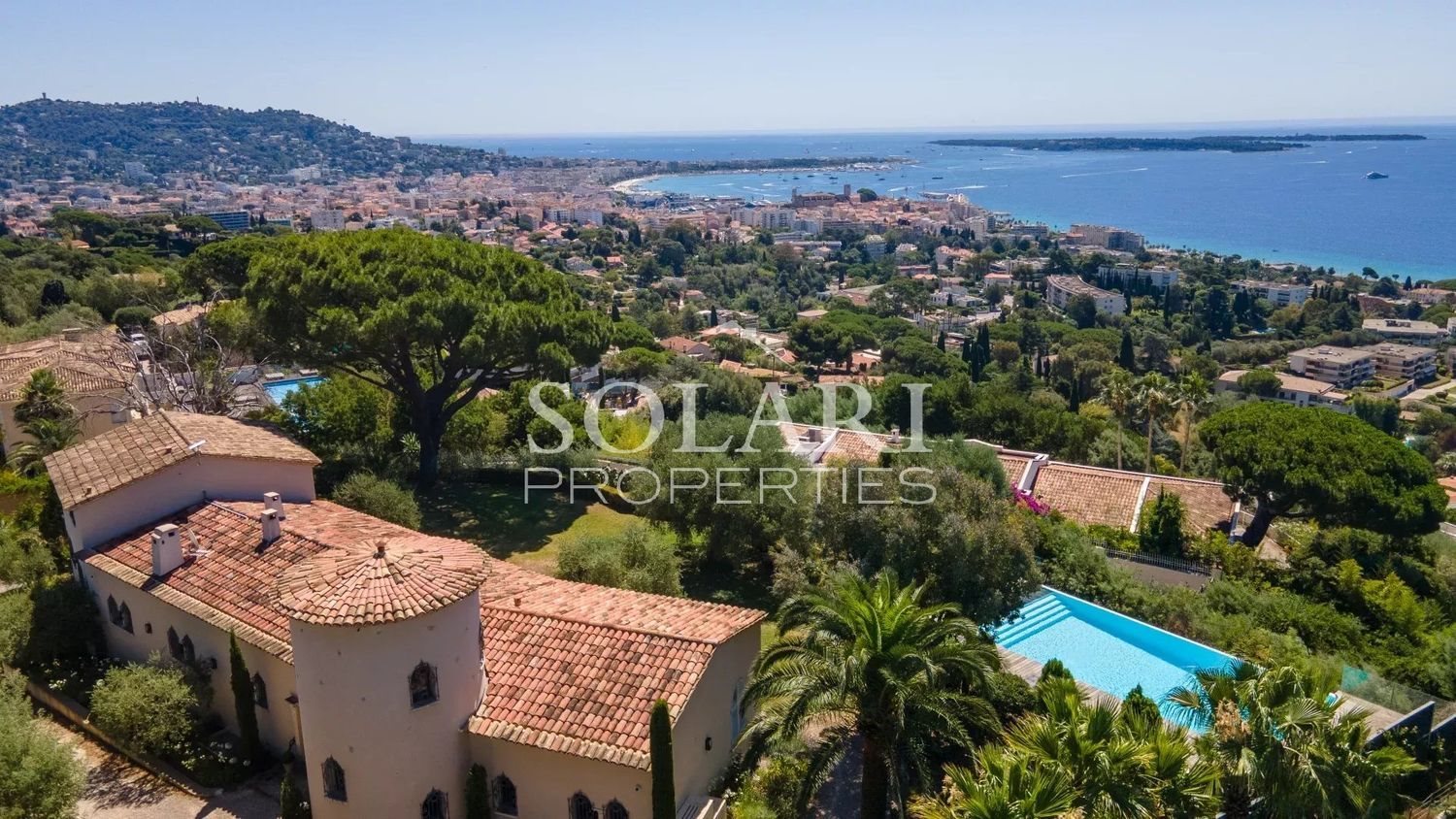 Maison à louer, 350m², Cannes