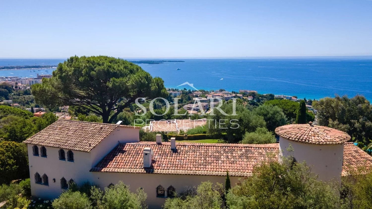 Maison à louer, 350m², Cannes