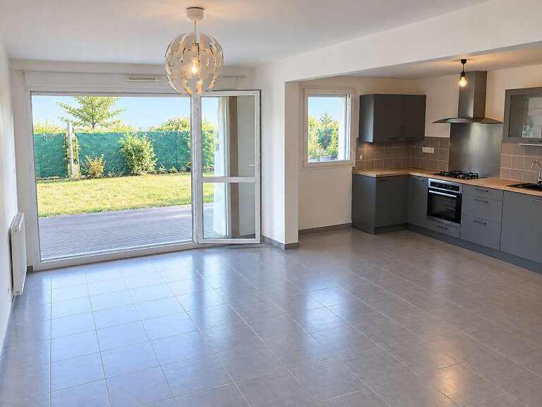 Maison à louer, 84m², Véretz
