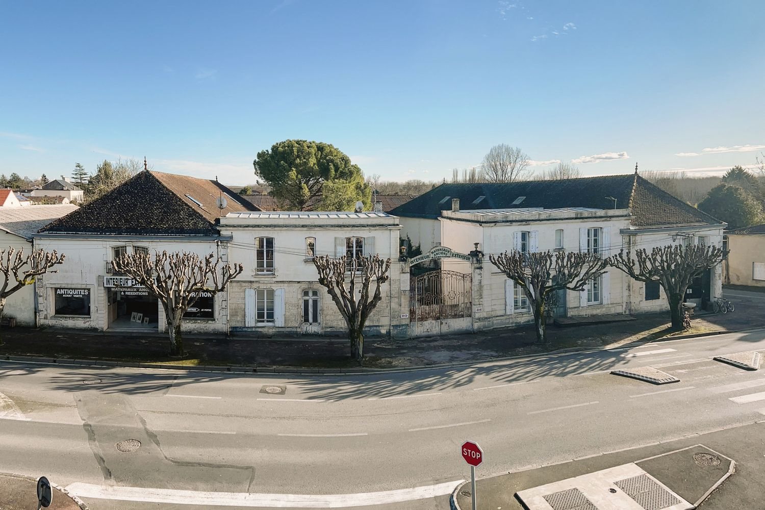 Maison à vendre, 1800m², Saint-Jean-d'Angély