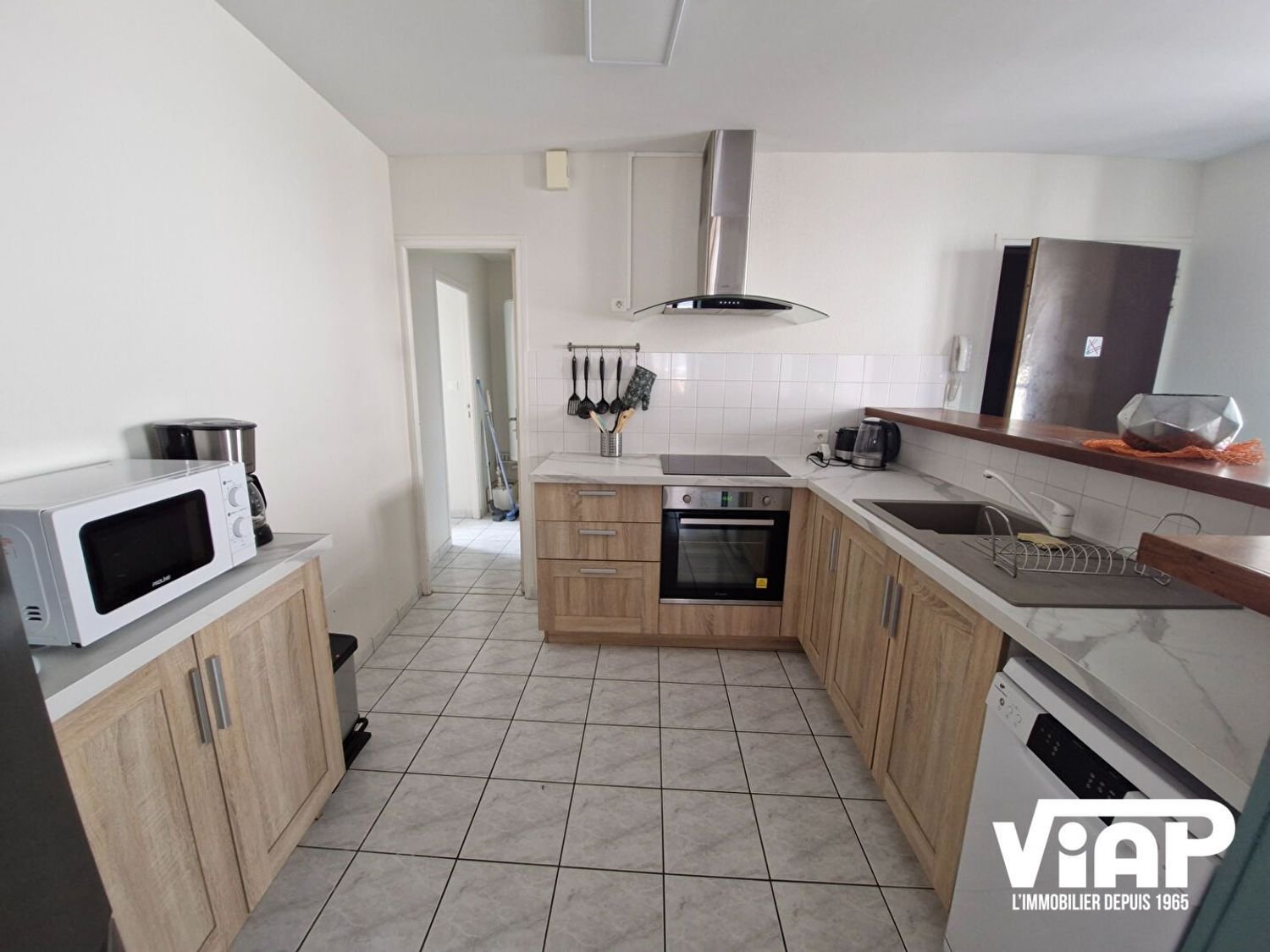 Appartement à louer, 74m², Châlus
