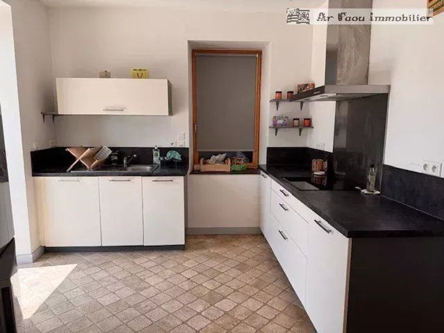 Maison à vendre, 200m², Pont-de-Buis-lès-Quimerch