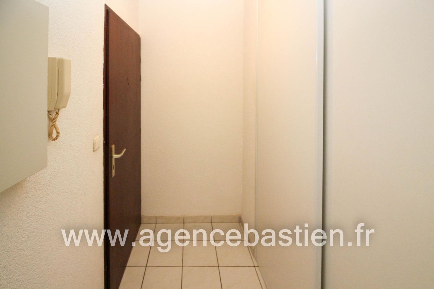 Appartement à vendre, 30m², Cessy