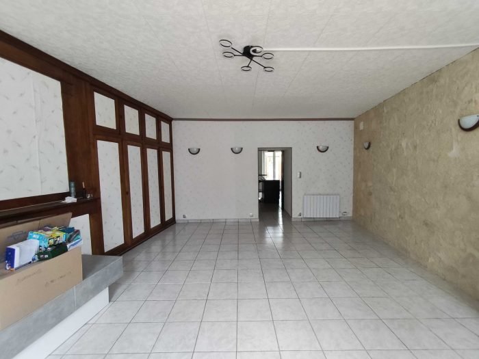 Maison à vendre, 108m², Saint-Laurent-de-Céris