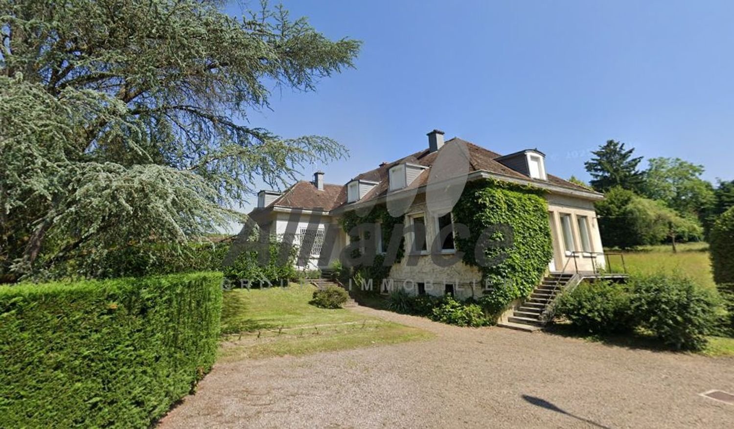 Maison à vendre, 211m², Luxeuil-les-Bains