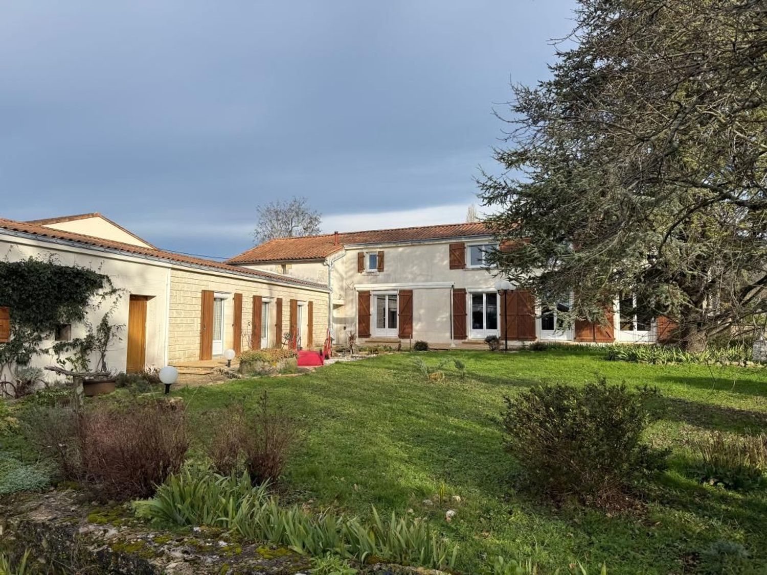 Maison à vendre, 246m², Benet