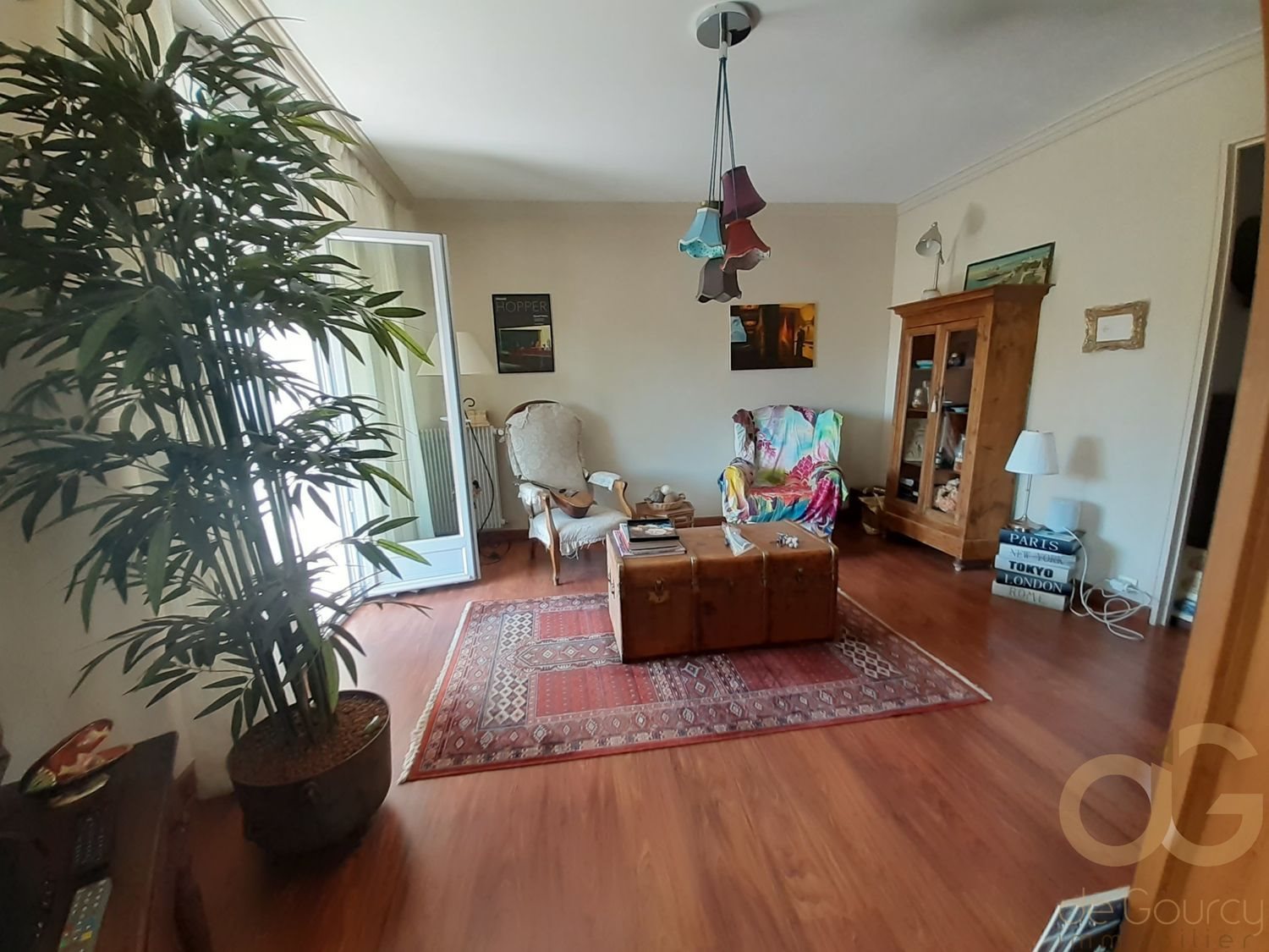 Appartement à vendre, 75m², Nîmes