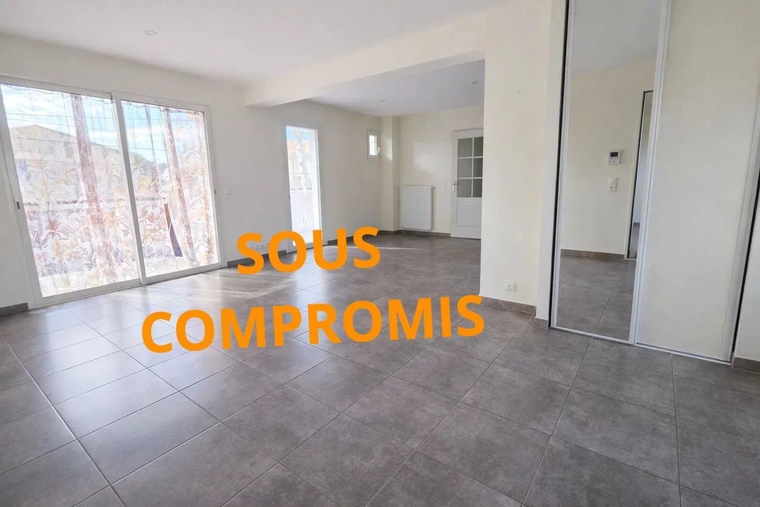 Appartement à vendre, 73m², Pélissanne