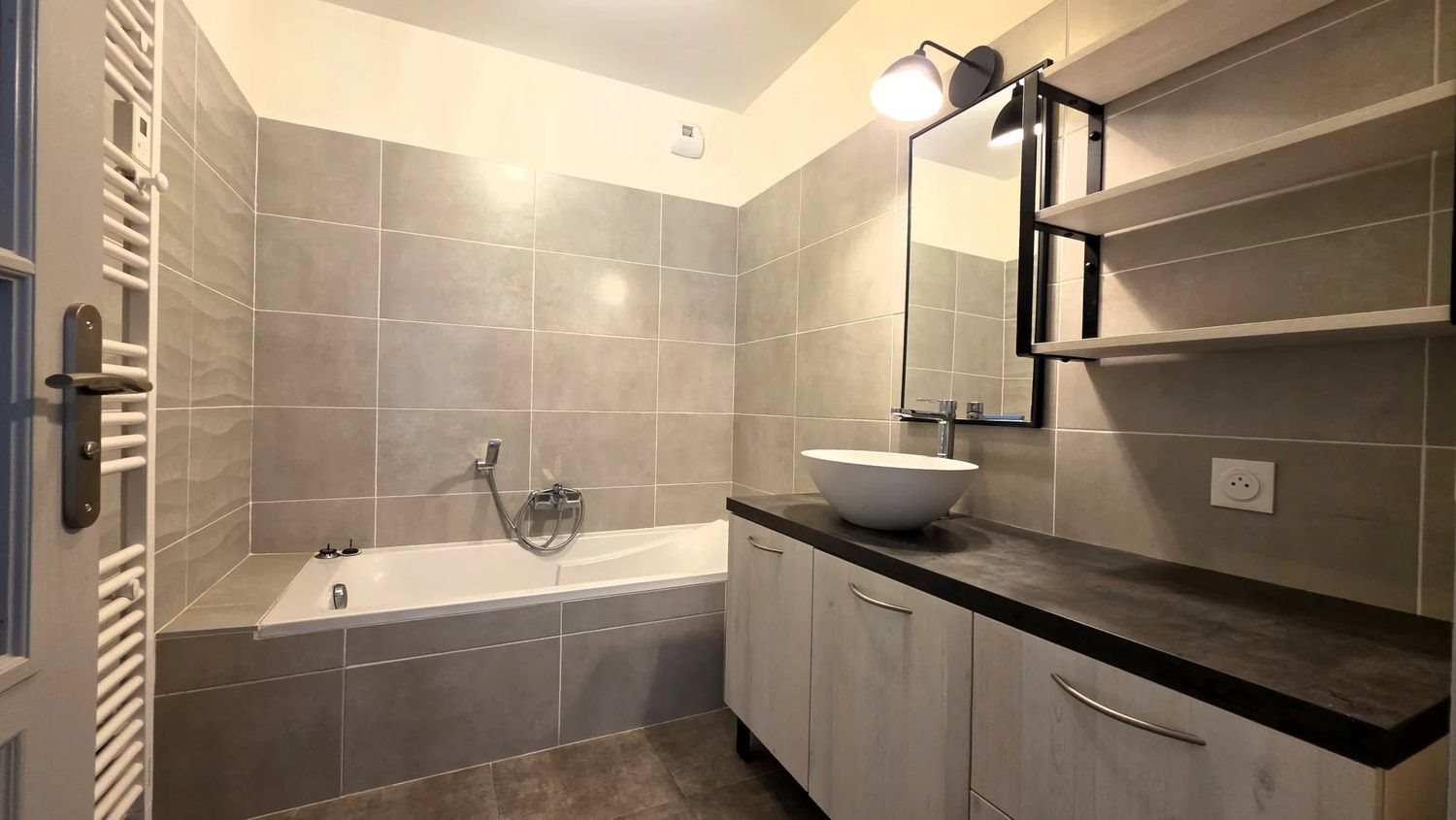 Appartement à vendre, 73m², Pélissanne