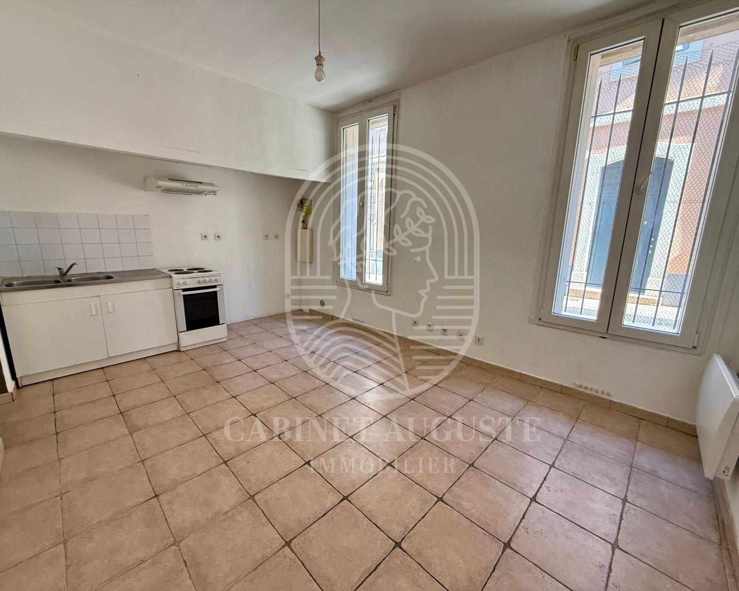 Appartement à louer, 31m², Nîmes