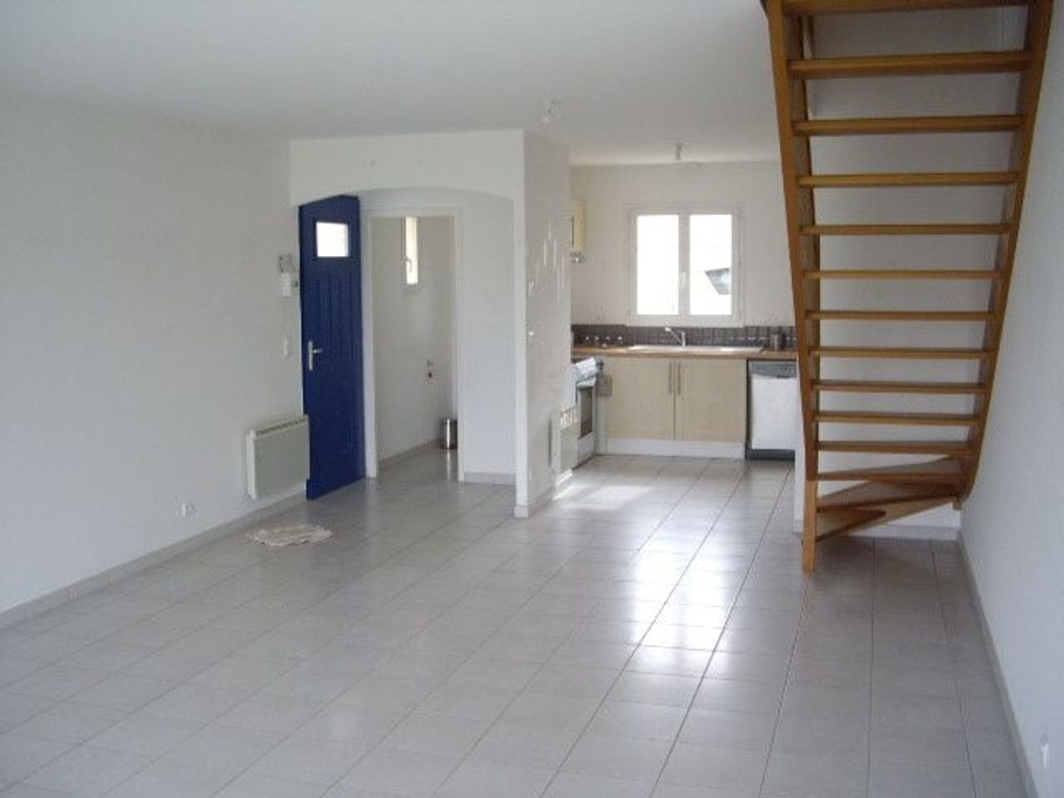 Maison à louer, 103m², Saintes