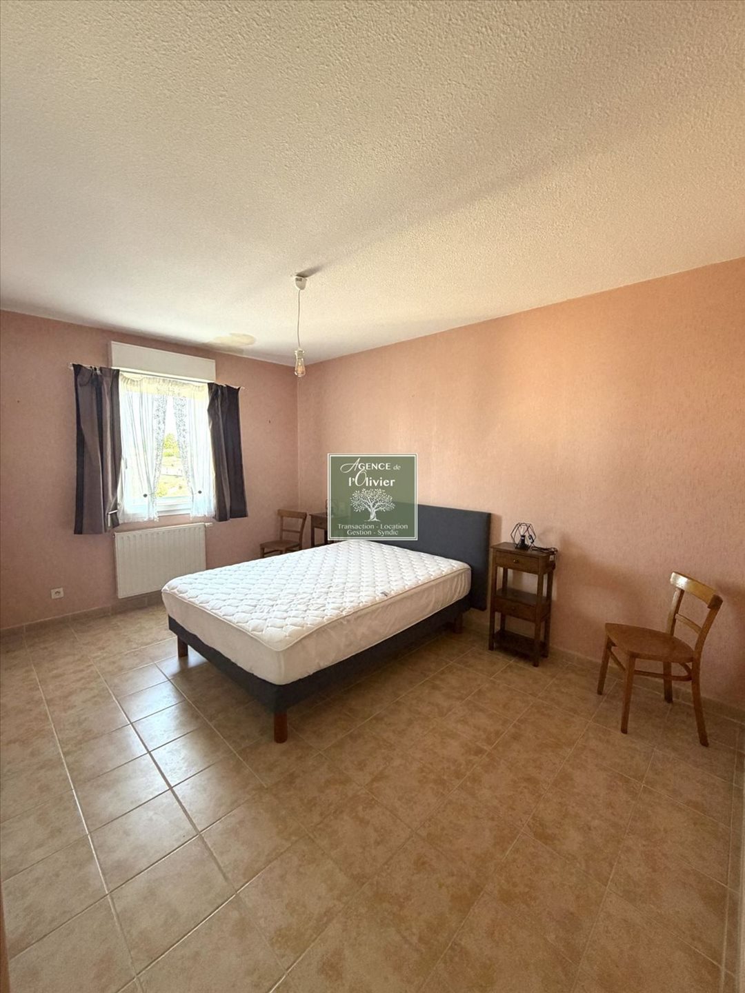 Appartement à louer, 72m², Arles
