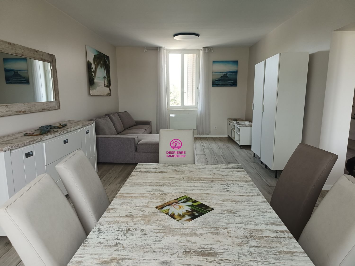 Appartement à vendre, 110m², Roussillon