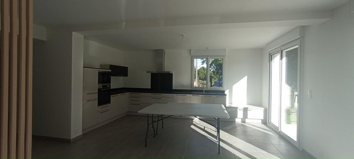 Maison à louer, 122m², Plouédern