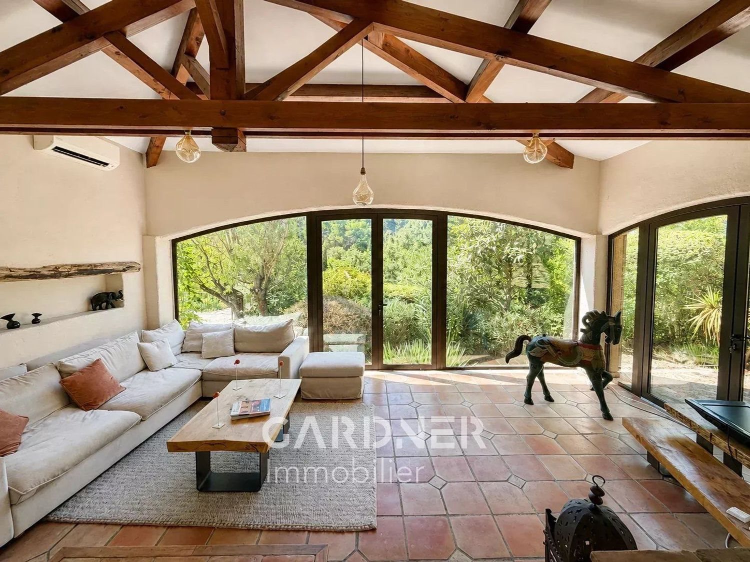 Maison à vendre, 210m², Roquevaire