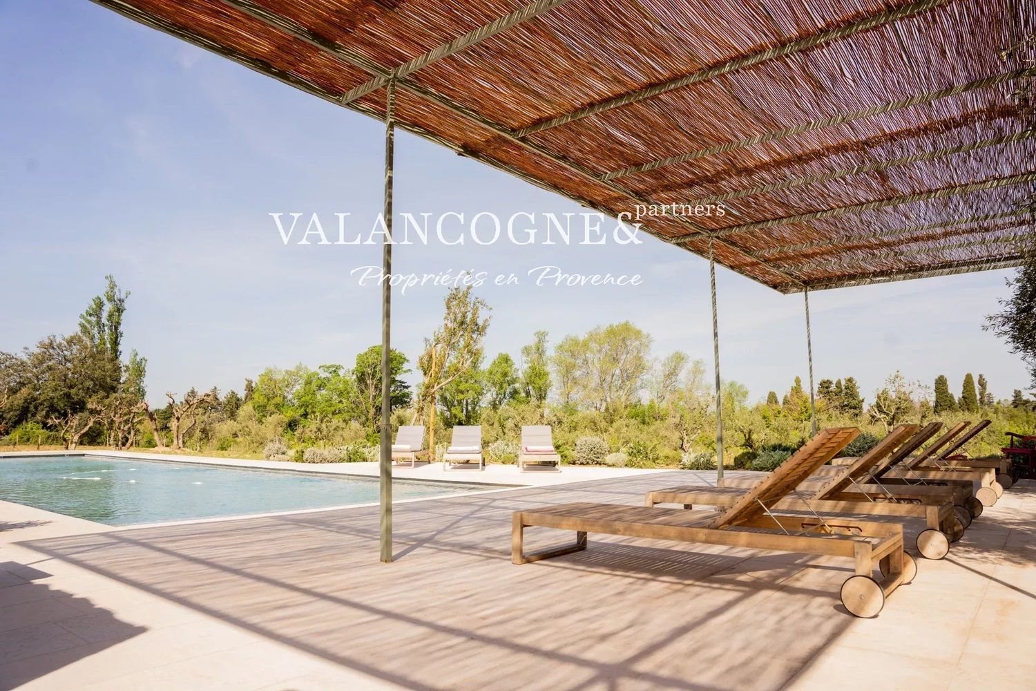 Maison à louer, 150m², Eygalières