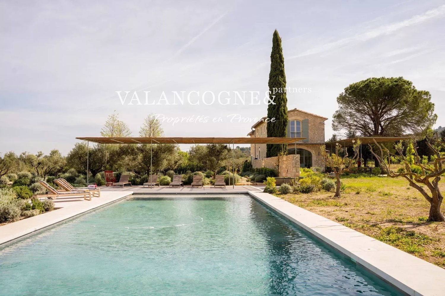 Maison à louer, 150m², Eygalières