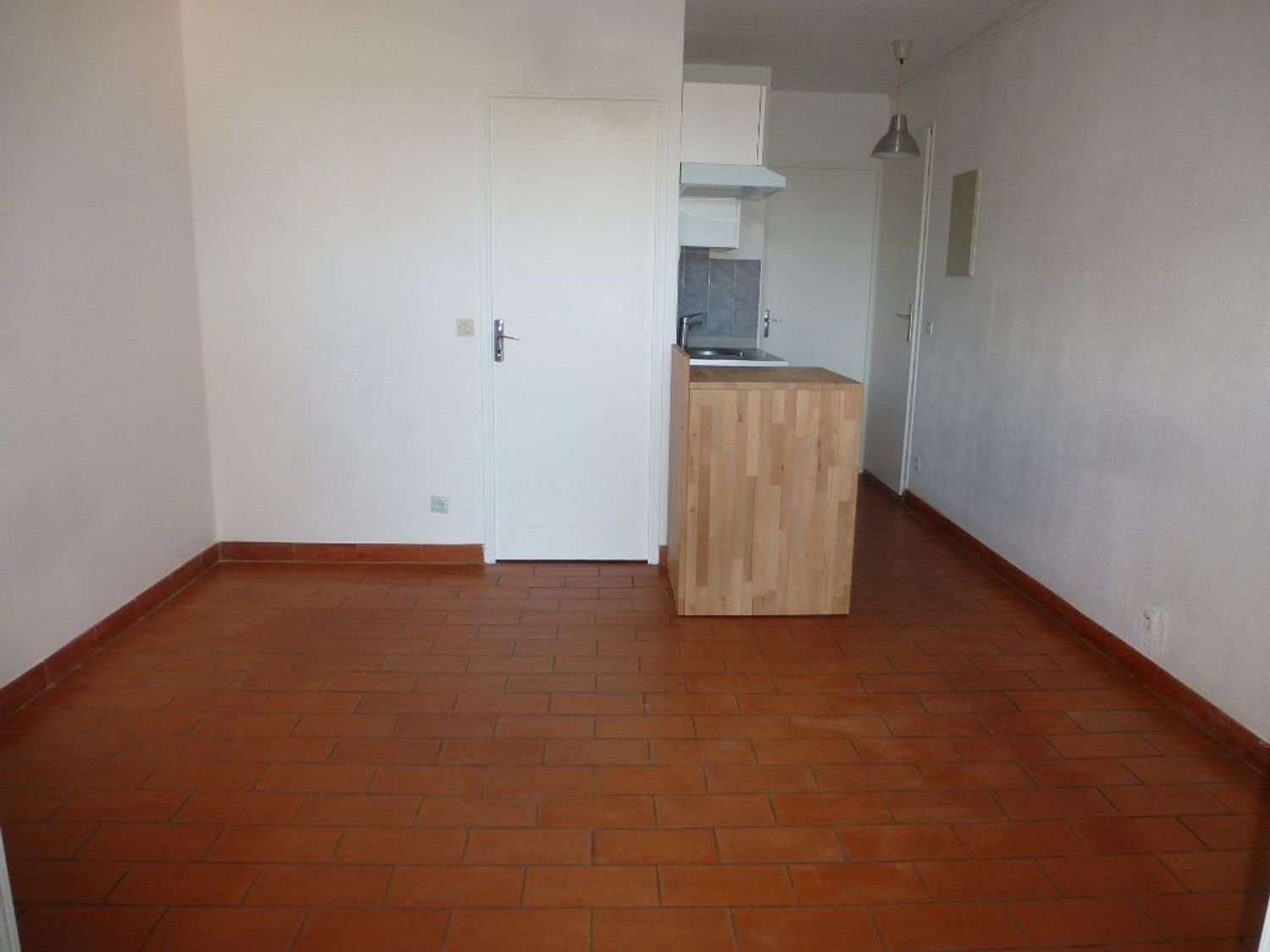 Appartement à louer, 24m², Sausset-les-Pins