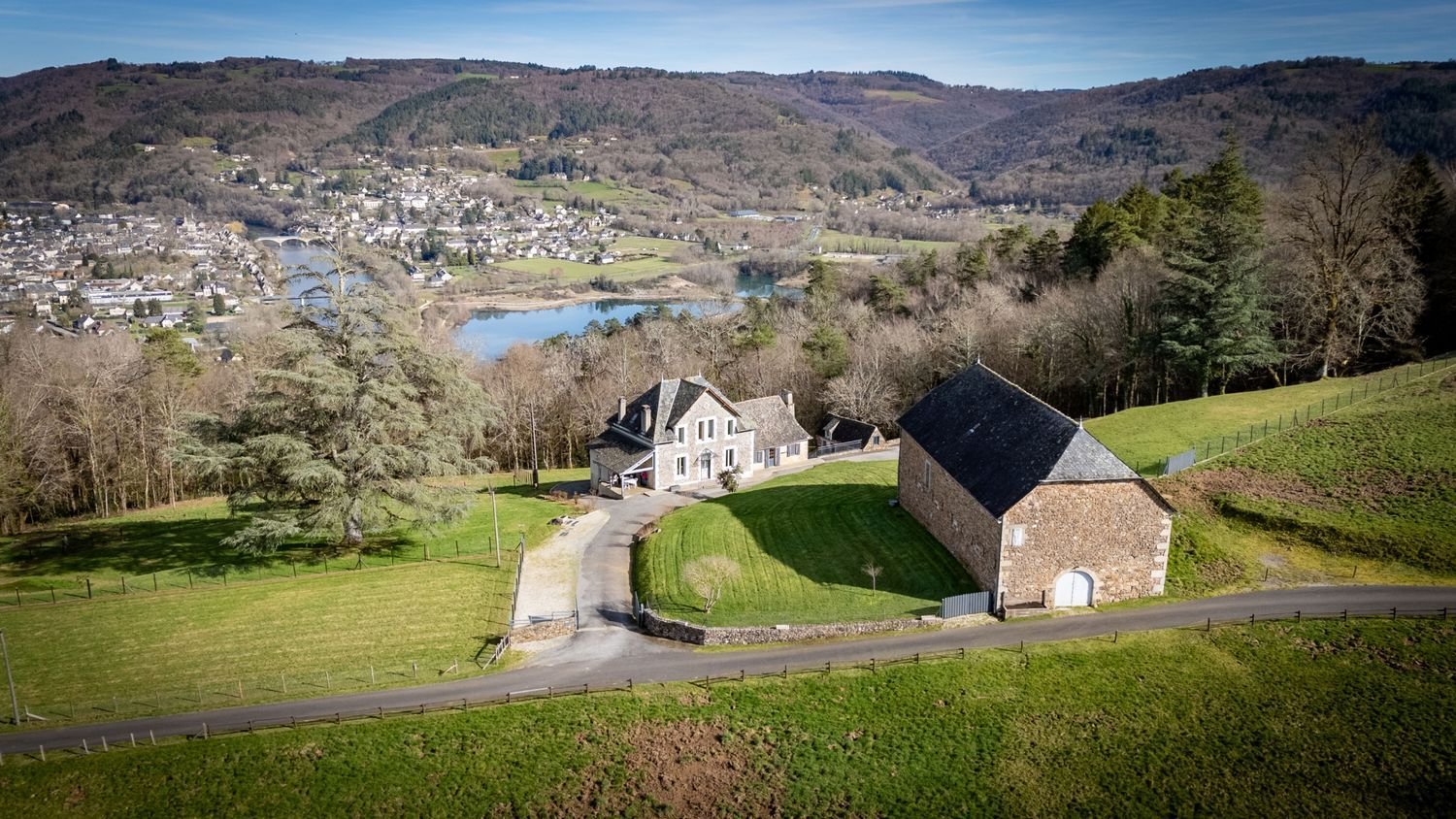 Maison à vendre, 200m², Monceaux-sur-Dordogne