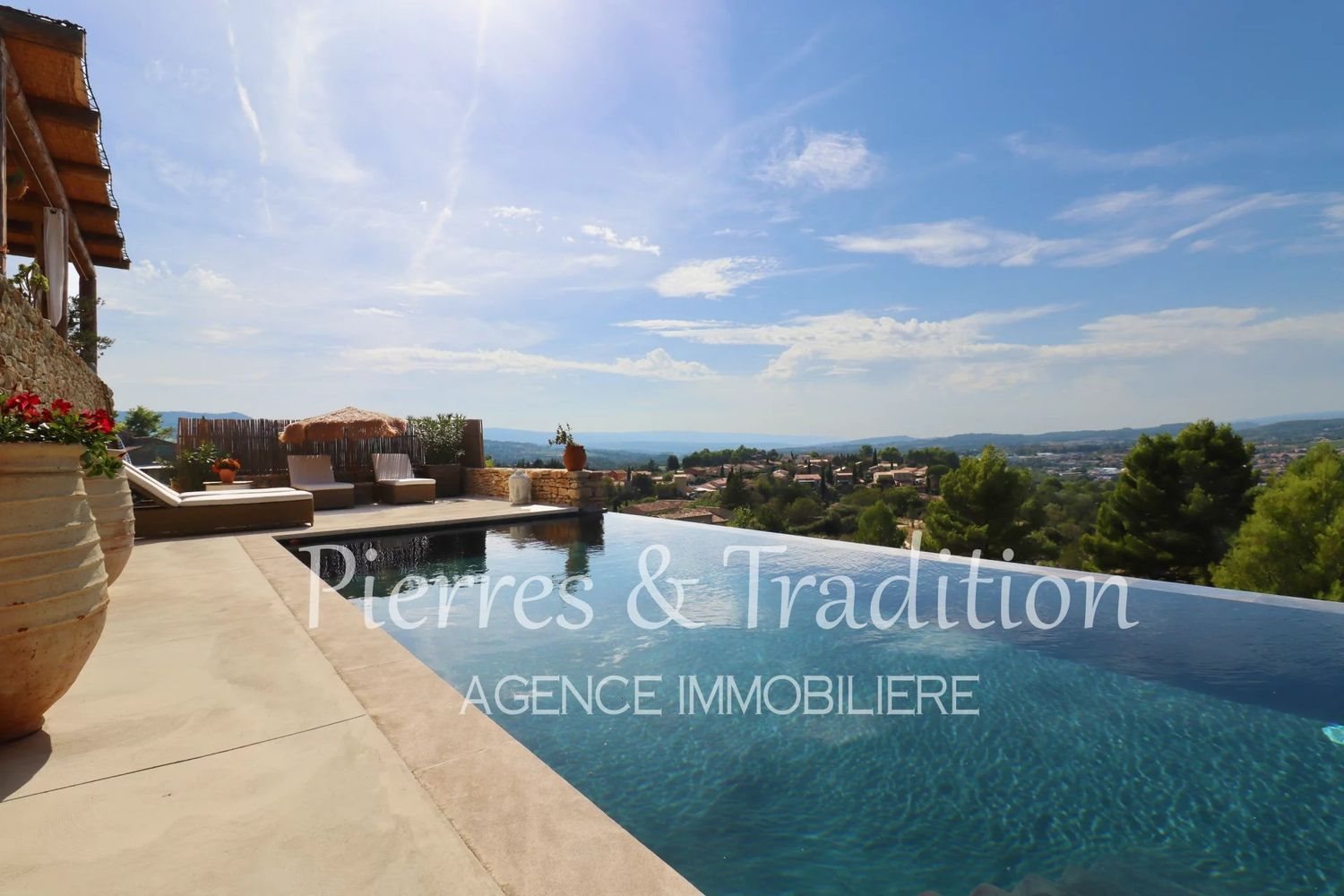 Maison à louer, 180m², Apt