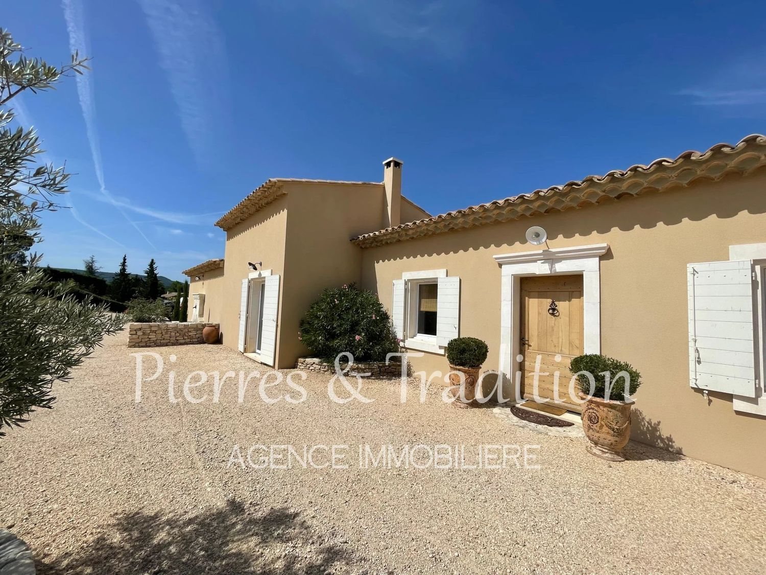 Maison à louer, 180m², Apt