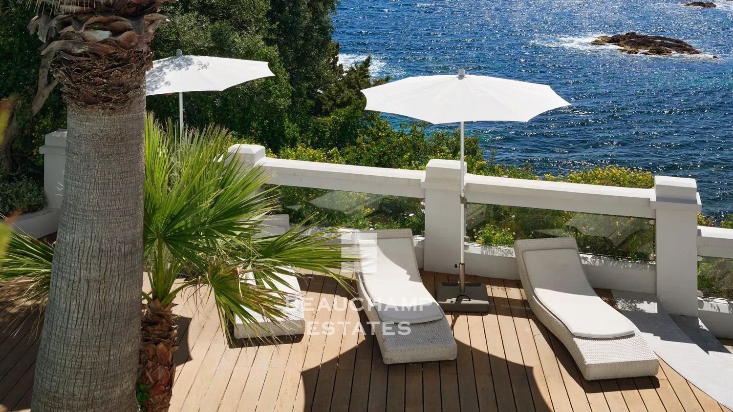 Maison à louer, 400m², Saint-Raphaël