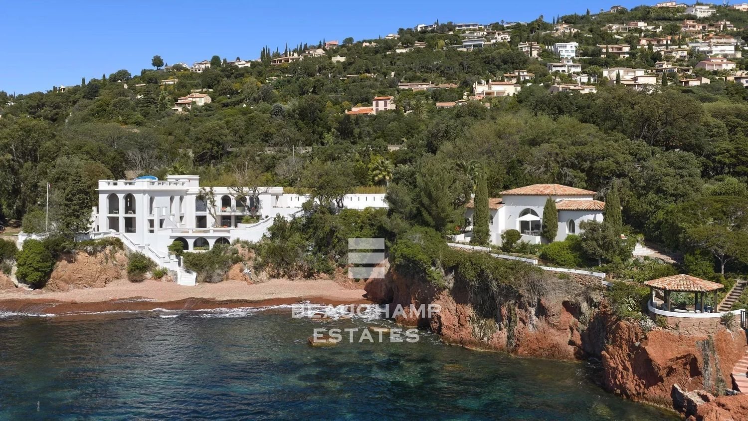 Maison à louer, 400m², Saint-Raphaël